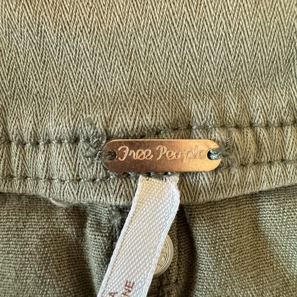 Free People Too Cool Military‎ Utility Mini Skirt Olive Zip Front Festival 6